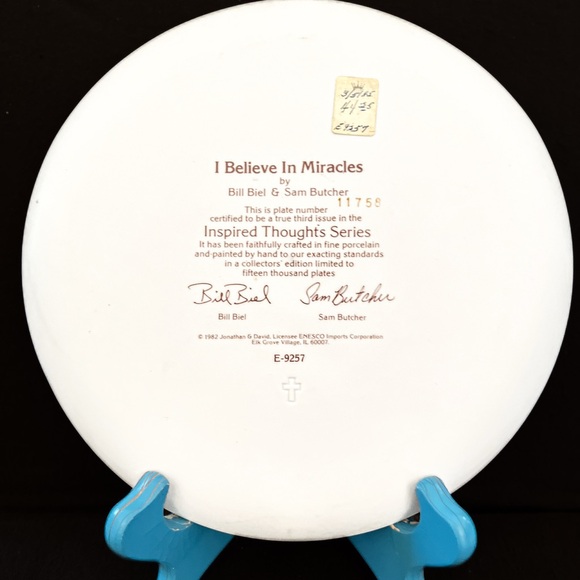 Precious Moments plate, "I Believe In Miracles,” E-9257, stamped 11758 - Picture 4 of 5